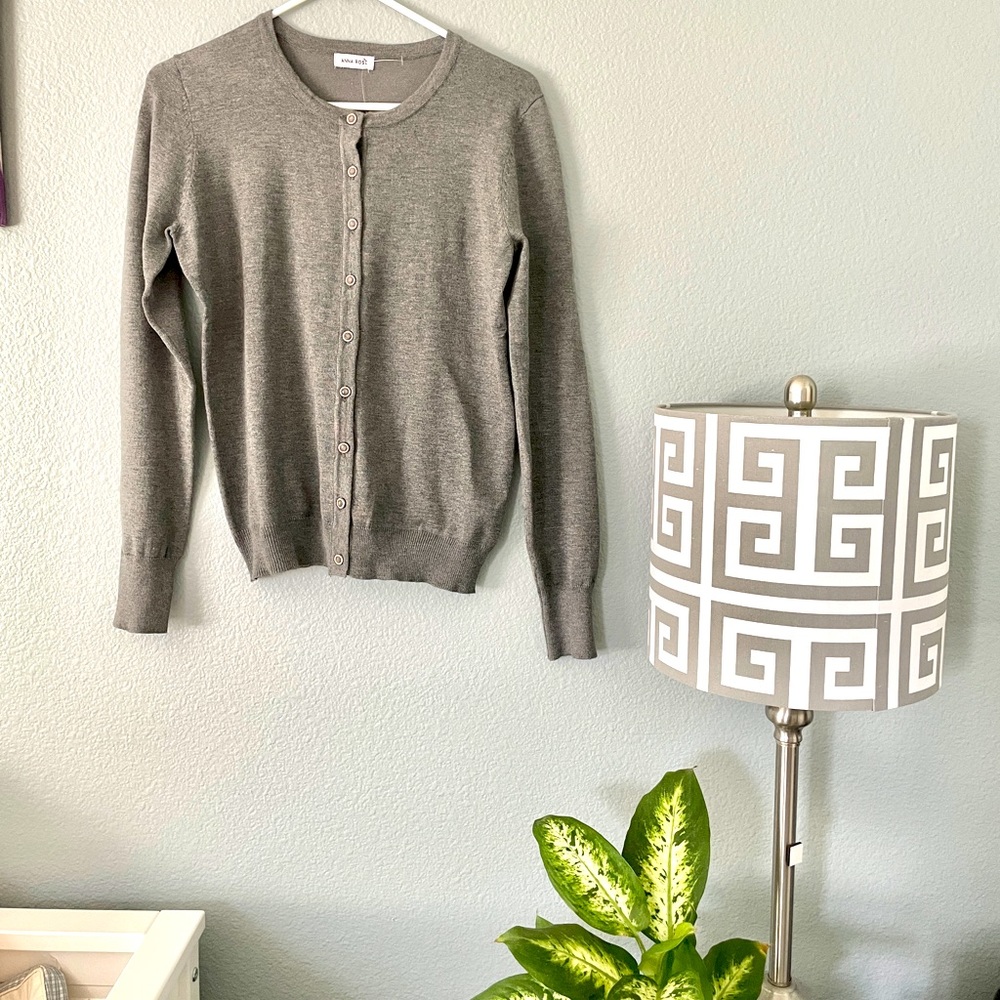 Anna Rose Gray Cardigan - New with Tag